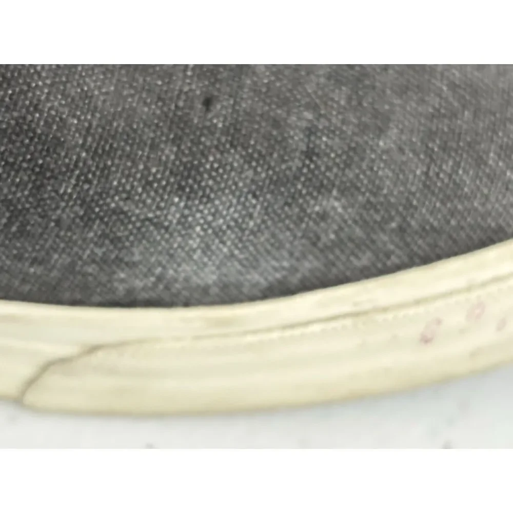 Taos Men's Size 10 Gray Canvas‎ Slip on Flat White Bottom Casual Shoes